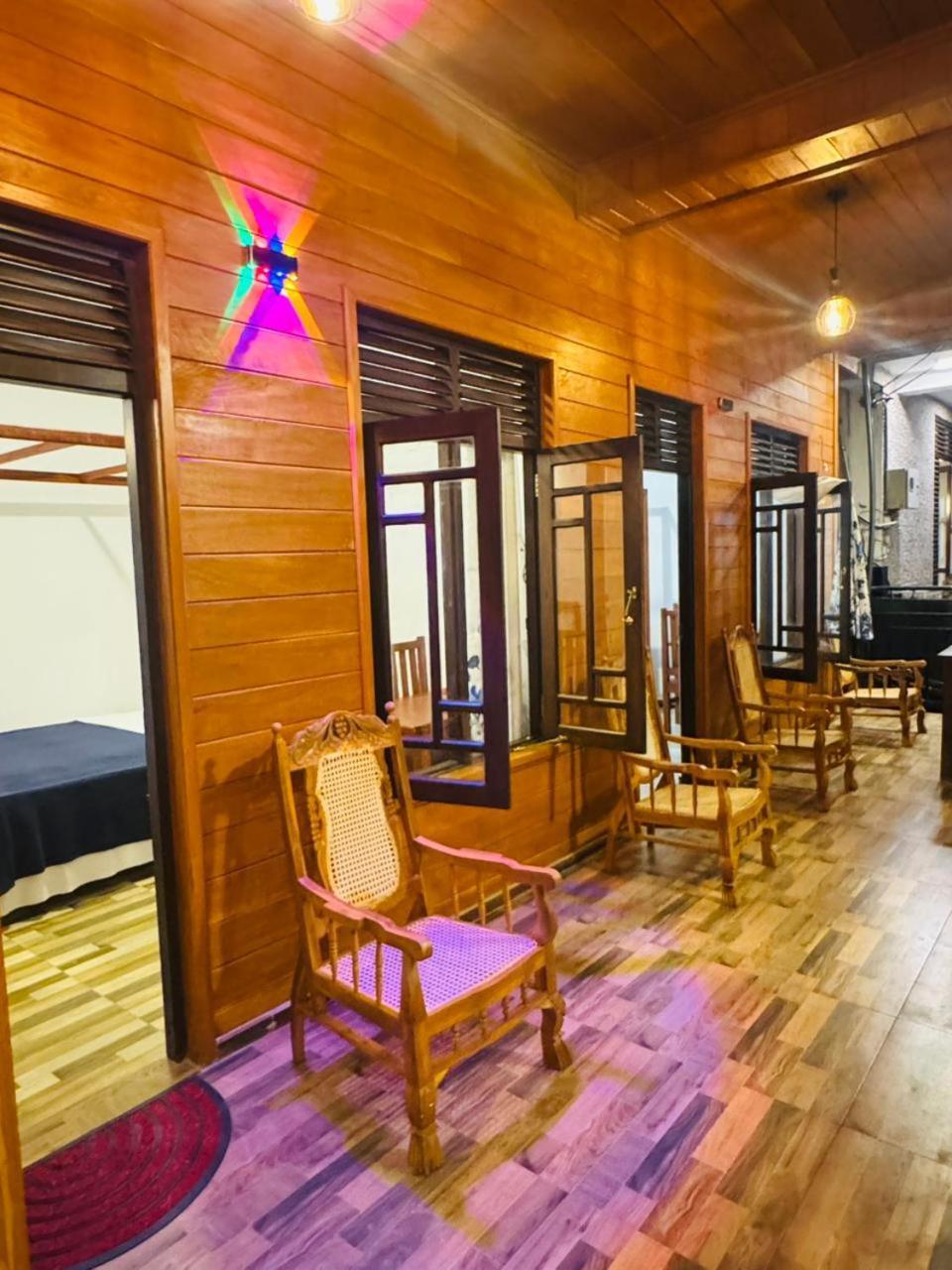 Sun Mount Adams Peak Hotel Nallathanniya Exterior foto